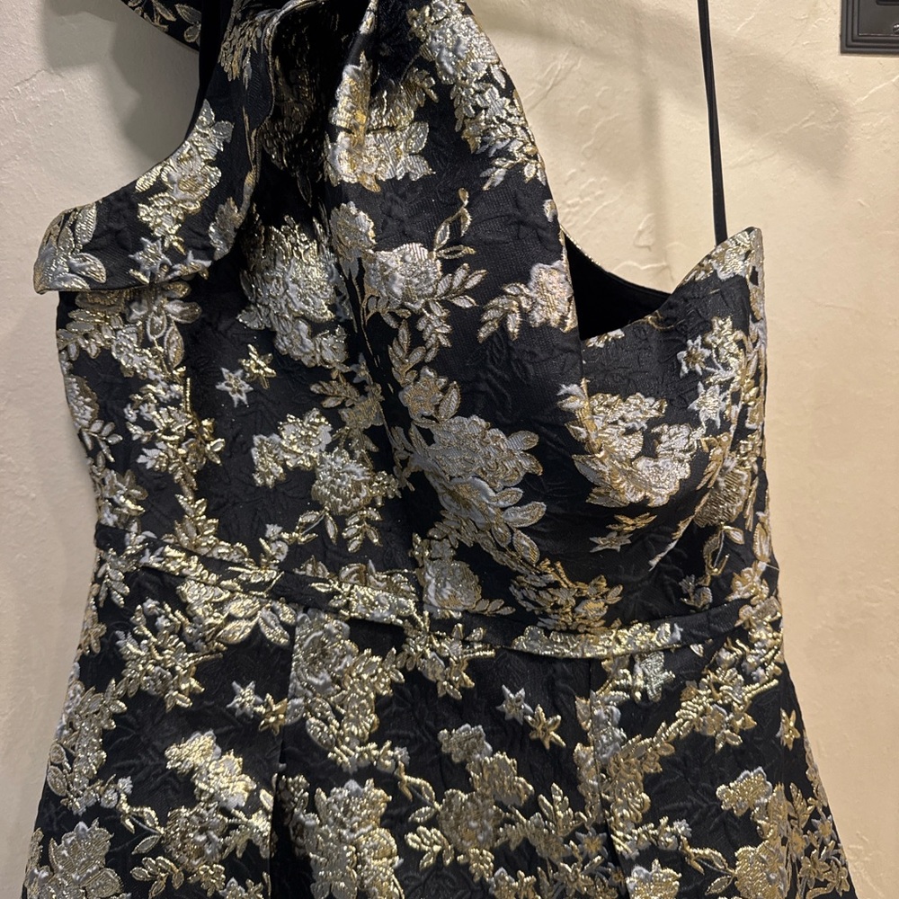 Antonio Melani Black & Gold Brocade Gown – Size 14 – NEW - Picture 9 of 10